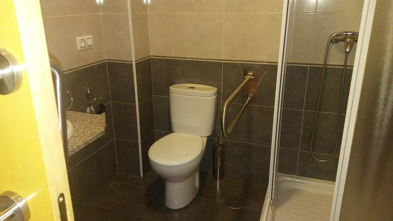 Hostal Restaurante Vial Ourense Exterior foto